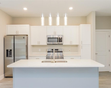 202 Snapper Way - Photo Thumbnail 2