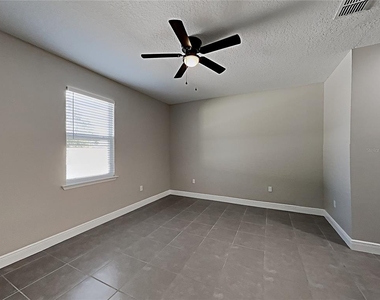 309 Fern Court - Photo Thumbnail 10