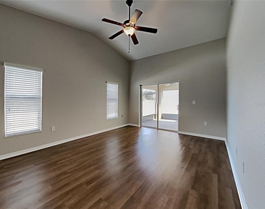 3366 Mahogany Pointe Loop - Photo Thumbnail 7