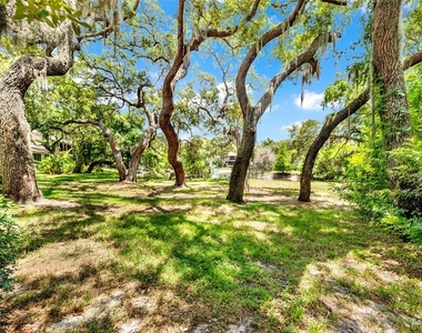 1900 Whispering Way - Photo Thumbnail 30