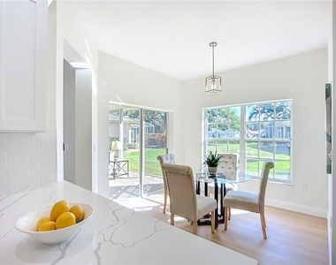 2960 Sandringham Place - Photo Thumbnail 11