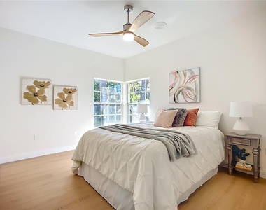 2960 Sandringham Place - Photo Thumbnail 19