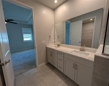 3794 Maxwell Park Drive - Photo Thumbnail 24