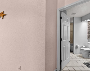 10431 36th Street N - Photo Thumbnail 13
