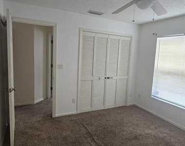 10431 36th Street N - Photo Thumbnail 25