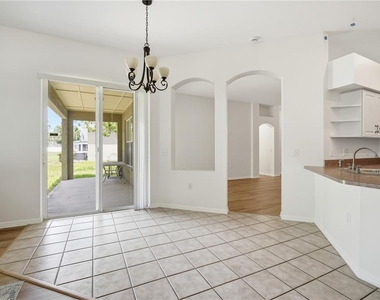 5912 Bramble Bush Court - Photo Thumbnail 5