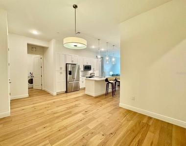 600 3rd Avenue S - Photo Thumbnail 17