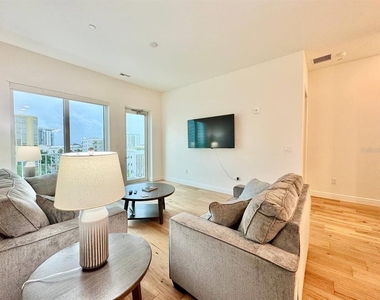 600 3rd Avenue S - Photo Thumbnail 4
