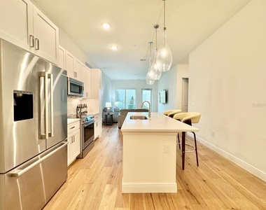 600 3rd Avenue S - Photo Thumbnail 2