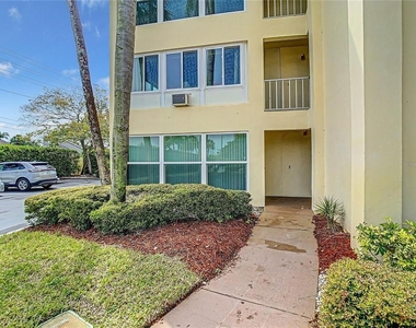 4780 Cove Circle - Photo Thumbnail 30