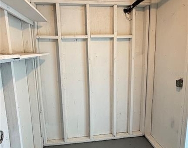 8574 94th Avenue - Photo Thumbnail 18