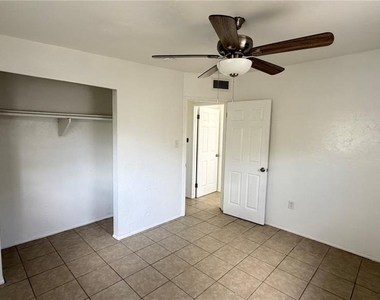 8574 94th Avenue - Photo Thumbnail 6