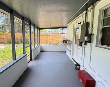 8574 94th Avenue - Photo Thumbnail 16