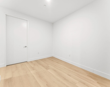 55 Broad Street - Photo Thumbnail 4