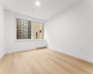 55 Broad Street - Photo Thumbnail 3