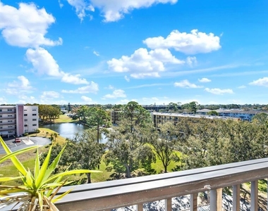 8186 Terrace Garden Drive N - Photo Thumbnail 12