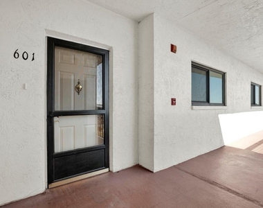 8186 Terrace Garden Drive N - Photo Thumbnail 9