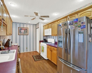 8186 Terrace Garden Drive N - Photo Thumbnail 17