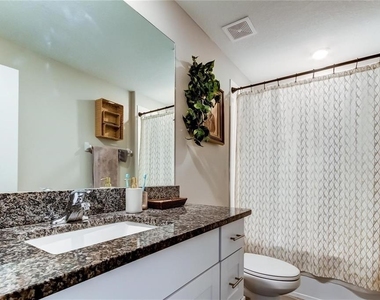 4626 Willet Cooper Court - Photo Thumbnail 11