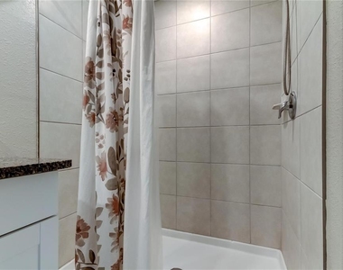 4626 Willet Cooper Court - Photo Thumbnail 30