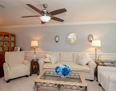 1100 E Bay Drive - Photo Thumbnail 11