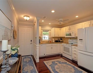 1100 E Bay Drive - Photo Thumbnail 5