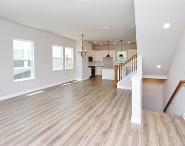 3803 W Cleveland Street - Photo Thumbnail 13