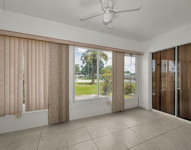 3819 Teeside Drive - Photo Thumbnail 22