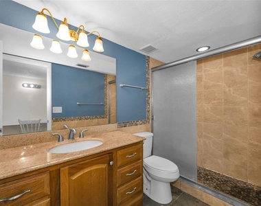 3819 Teeside Drive - Photo Thumbnail 17