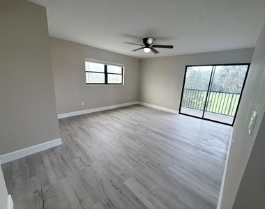 3300 Cove Cay Drive - Photo Thumbnail 21