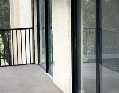 3300 Cove Cay Drive - Photo Thumbnail 8