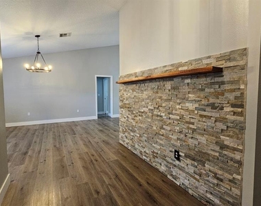 18720 Oak Way Drive - Photo Thumbnail 1