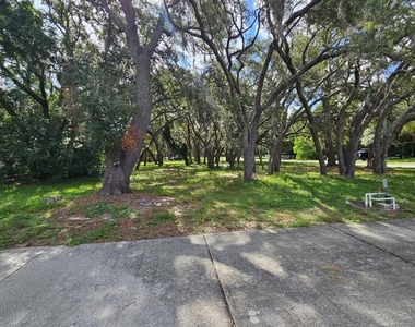 18720 Oak Way Drive - Photo Thumbnail 29