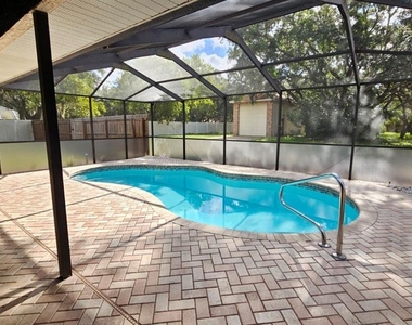 18720 Oak Way Drive - Photo Thumbnail 26