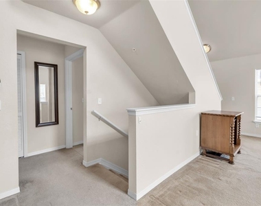 5541 Rosehill Road - Photo Thumbnail 8