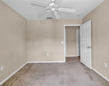 5541 Rosehill Road - Photo Thumbnail 34