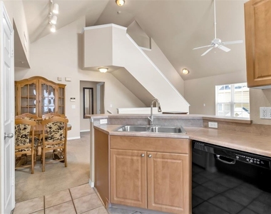5541 Rosehill Road - Photo Thumbnail 19