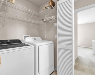 5541 Rosehill Road - Photo Thumbnail 31