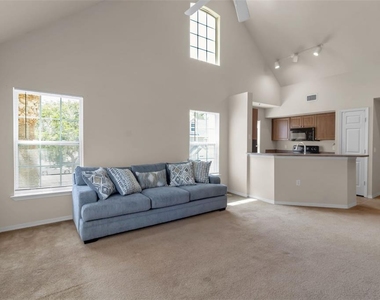 5541 Rosehill Road - Photo Thumbnail 12