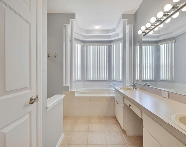 4628 Bayridge Court - Photo Thumbnail 21