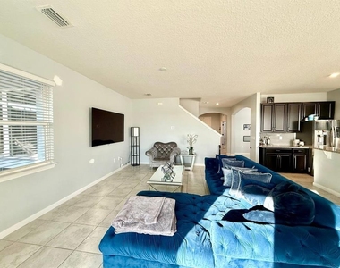 12258 Blue Pacific Drive - Photo Thumbnail 26