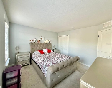 12258 Blue Pacific Drive - Photo Thumbnail 52