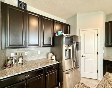 12258 Blue Pacific Drive - Photo Thumbnail 16