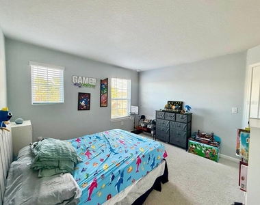 12258 Blue Pacific Drive - Photo Thumbnail 56