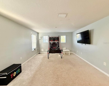 12258 Blue Pacific Drive - Photo Thumbnail 35