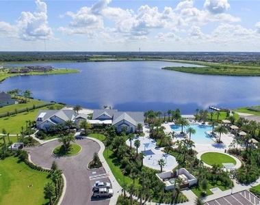 12258 Blue Pacific Drive - Photo Thumbnail 71
