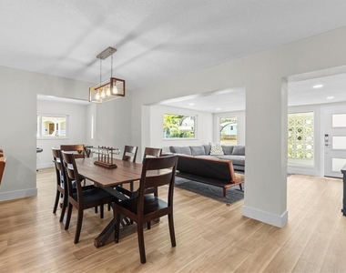 628 Ontario Avenue - Photo Thumbnail 7