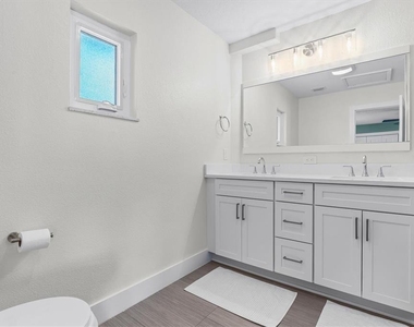 628 Ontario Avenue - Photo Thumbnail 31