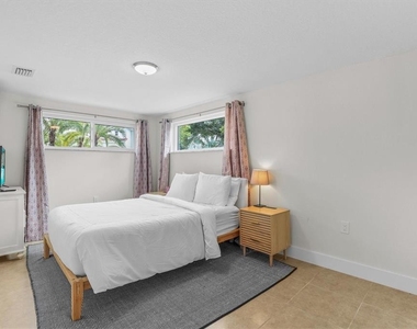 628 Ontario Avenue - Photo Thumbnail 21