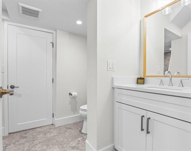 628 Ontario Avenue - Photo Thumbnail 23